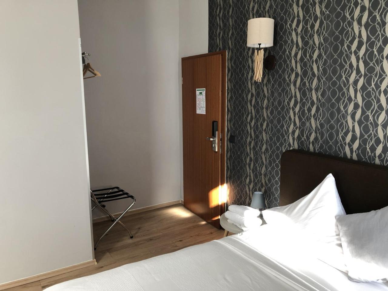 Hotel Restaurant Zum Loewen Duisburg Exteriér fotografie